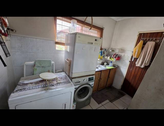 3 BEDROOM HOUSE FOR SALE IN MONTANA PARK